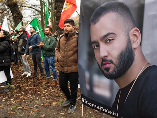 Iranian rapper Toomaj Salehi sentenced to death for protesting