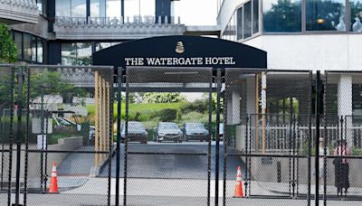 Palestinian protesters release maggots, crickets in Watergate Hotel in protest of Netanyahu visit