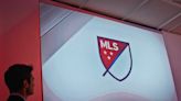 Days after Revs coach blasts replacements, MLS reaches deal to end ref lockout