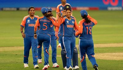 India Vs Pakistan Live Score, Women's T20 World Cup: IND-W Bowlers Strike Early As PAK-W Stumble...