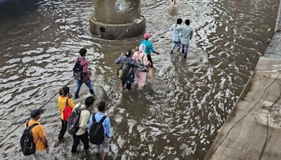 NDRF teams deployed in Mumbai to prevent flooding amid heavy rains