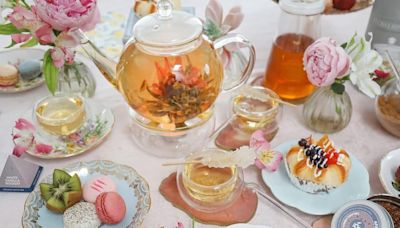 This Clear Glass Teapot With 18,000 5-Star Reviews May Just Be the Perfect Mother’s Day Gift — & It’s on Sale Today