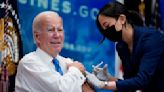 Biden gets updated COVID-19 booster shot, promotes vaccine