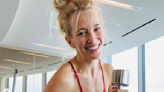 Luisana Lopilato looks 'strong and healthy' in new workout photos: 'Super mama!'