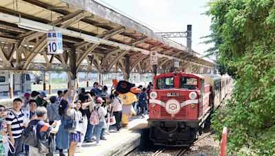 阿里山林鐵全線通車！3年5票最終票開賣行車人員服裝新氣象服務升級優化