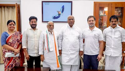 Telangana CM Revanth Reddy meets Congress President Mallikarjun Kharge, cabinet expansion soon