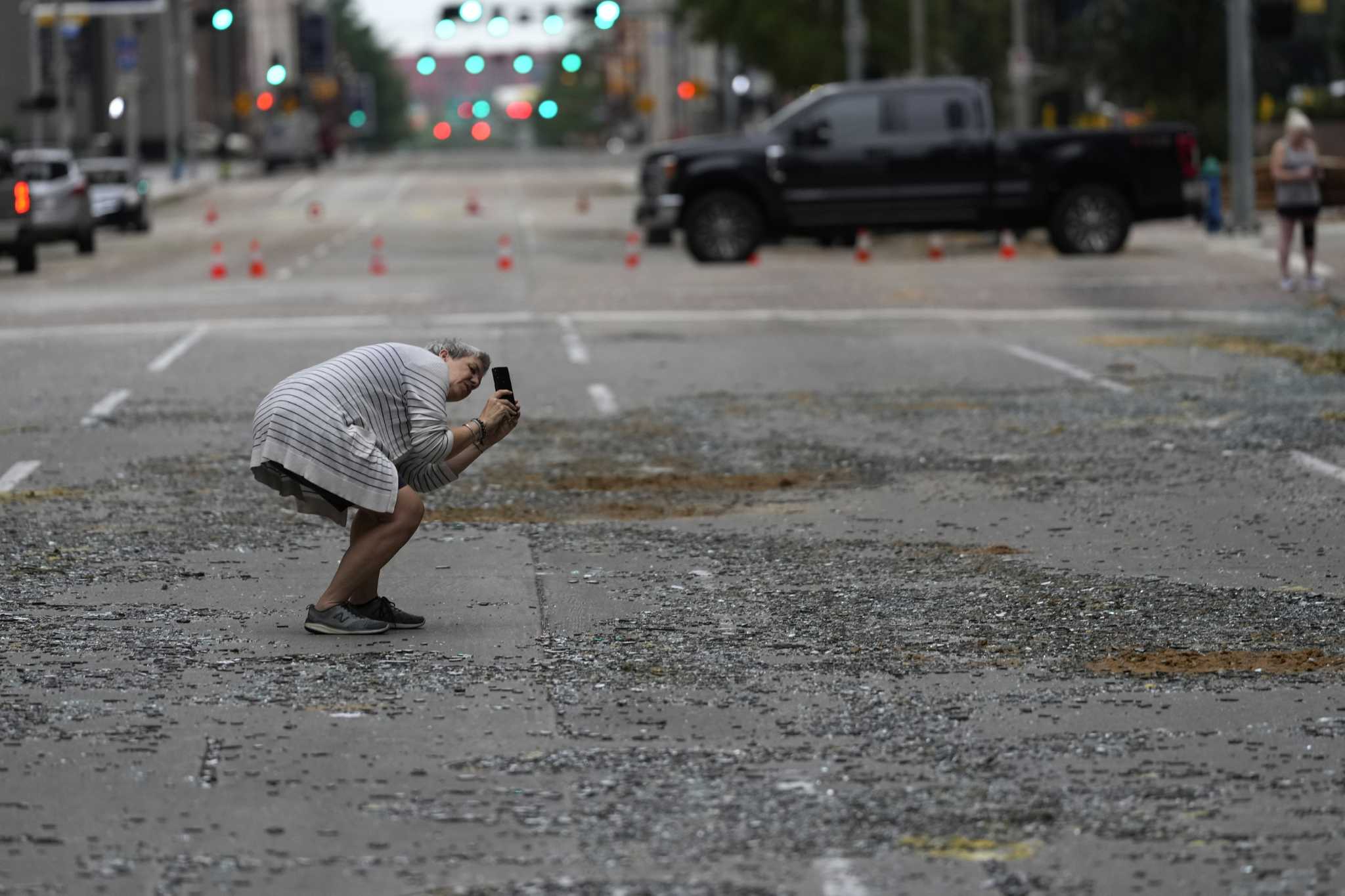 Widespread power outages from deadly Houston storm raise new risk: hot weather