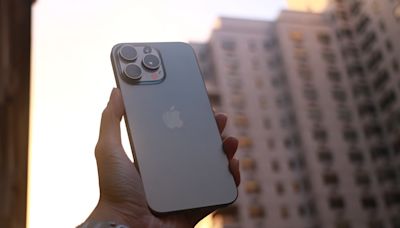 iPhone 15 Pro Max 領跑 Q1 全球手機暢銷榜，前四全部來自 Apple