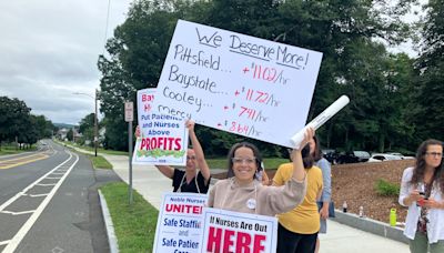 Nurses picket at Baystate Noble Hospital ahead of Wednesday bargaining