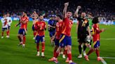 España derrota a Italia y es líder del grupo B