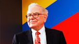 Warren Buffett's bank account, Charlie Munger's oil checks, and an Amazon bestseller: 6 nuggets from Berkshire Hathaway's annual meeting