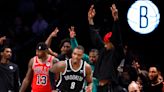 Nets embocan 25 triples en la victoria 118-106 sobre los Bulls