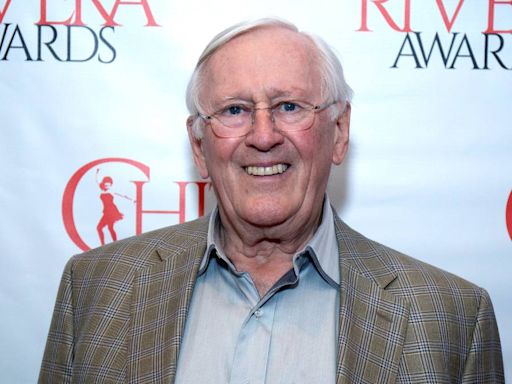 Meet Actor Len Cariou: A Glimpse into the Life and 65-Year Career of Pop Reagan from ‘Blue Bloods'