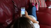 Research finds smartphone screen exposure may lead to earlier onset of puberty