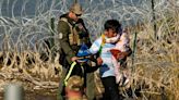 Supreme Court greenlights Texas law allowing state police to arrest migrants