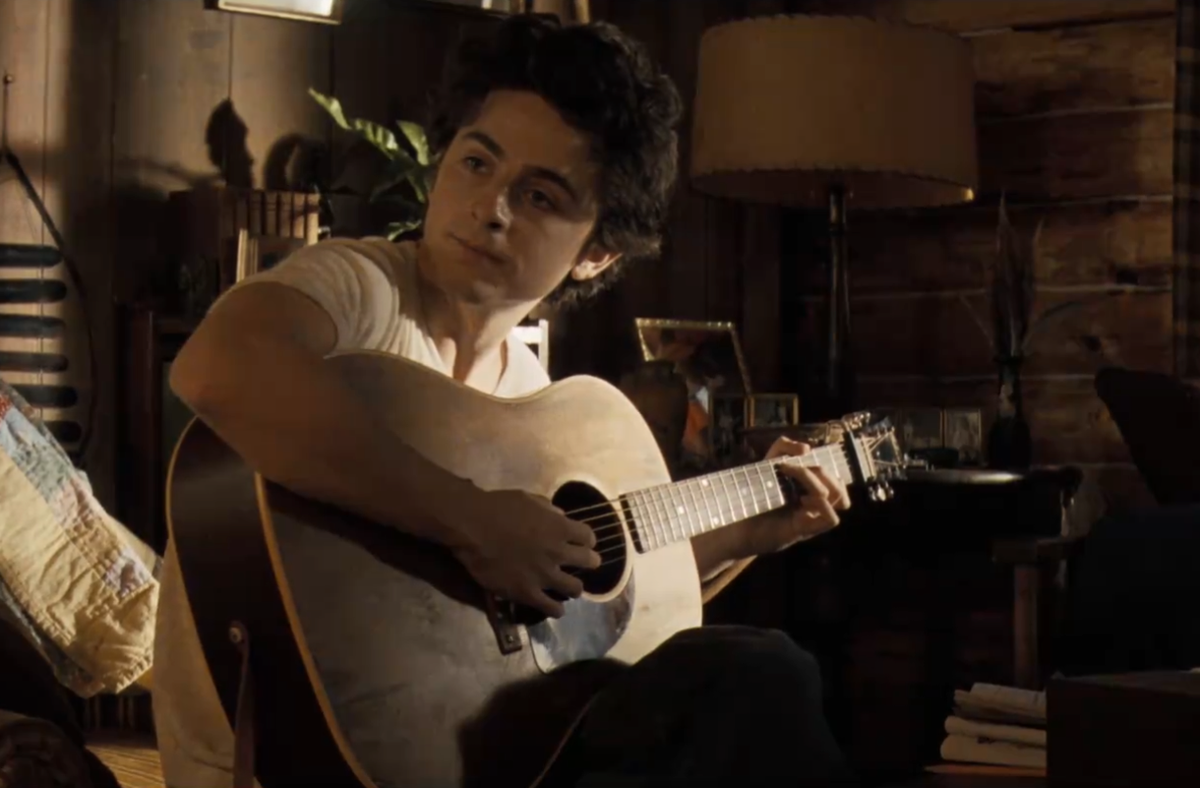 Timothee Chalamet stuns fans as he sings ‘just like’ Bob Dylan in first biopic trailer