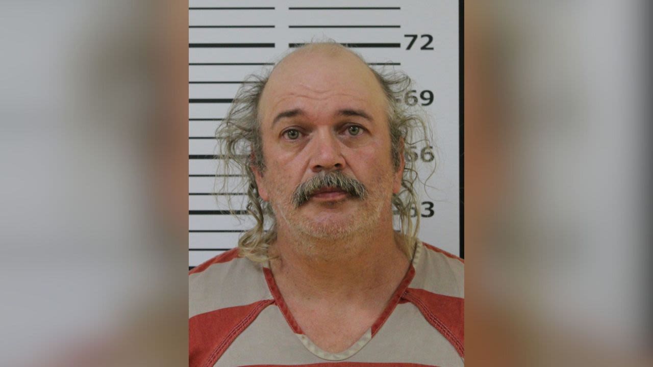 Sheriff: Carter Co. man charged with murder after missing man found dead in freezer