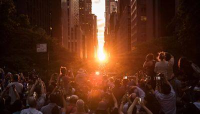 Manhattanhenge en Nueva York: las mejores fotos y videos del fenómeno que atrae a miles de turistas a la ciudad