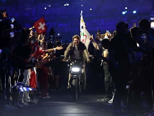 Tom Cruise's Olympics Closing Ceremony Stunt Wasn't Applauded by Everyone on Social Media