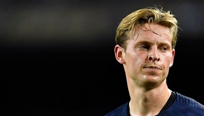 Manchester United reportedly closing in on a deal for Frenkie de Jong