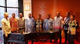 Ladysmith Black Mambazo ignora corte de energia e canta por Mandela