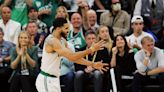 Los Celtics arrasan a Dallas en el primero de la final de la NBA