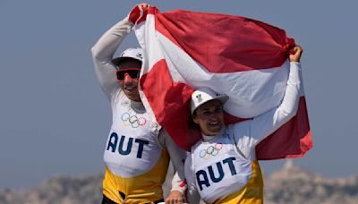 Italy's reigning multihull champions repeat gold, Austrian duo tops podium in mixed-gender dinghy