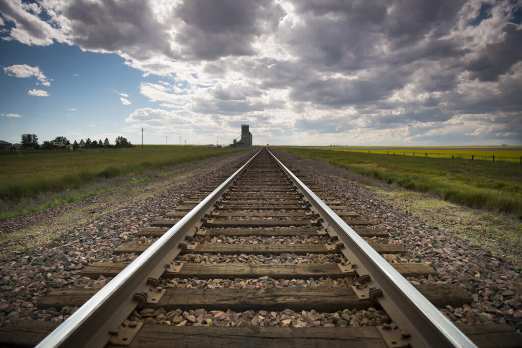 The Topline: How the new Amtrak service compares to driving