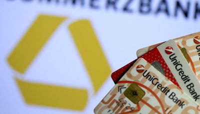 German finance ministry to continue selling off Commerzbank shares, Bloomberg News reports