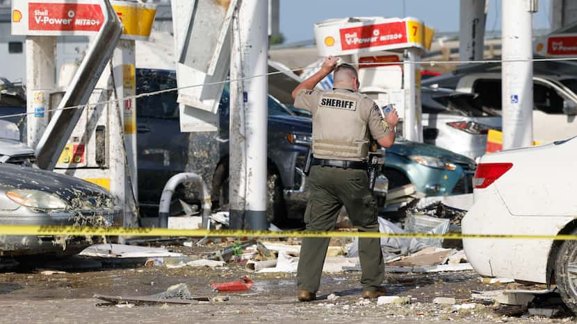 Texas tornado: Sheriff IDs 7 killed during Memorial Day weekend storms in North Texas