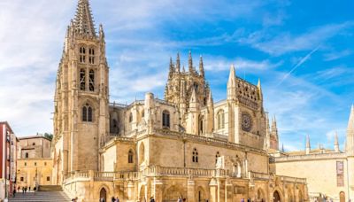 La catedral de Burgos: una joya gótica que tardó cuatro siglos en construirse y ahora es uno de los monumentos más importantes de España