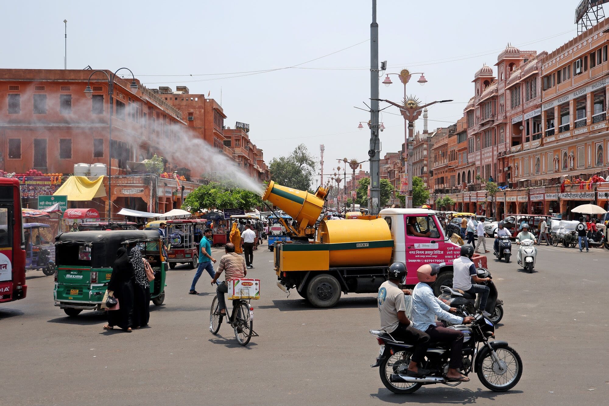 Deadly Heat Covers Northern India as Election Enters Last Leg