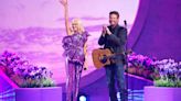 Gwen Stefani Performs ‘Purple Irises’ With Blake Shelton at ACM Awards Dressed as a Purple Iris