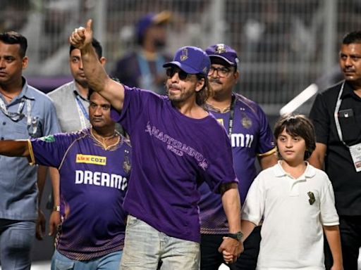 War of words in IPL owners' meeting? KKR's Shah Rukh Khan involved in heated argument with PBKS owner over mega auction - Report | Sporting News India