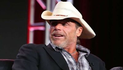 Shawn Michaels Revisits His First WWE Hell in a Cell Match Against The Undertaker in 1997; ‘This Unbelievable Structure’