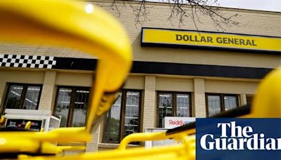 Investors push to rein in Dollar General CEO pay and perks