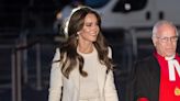 Kate Middleton cautiva en Londres con este look navideño ¡Inspírate!