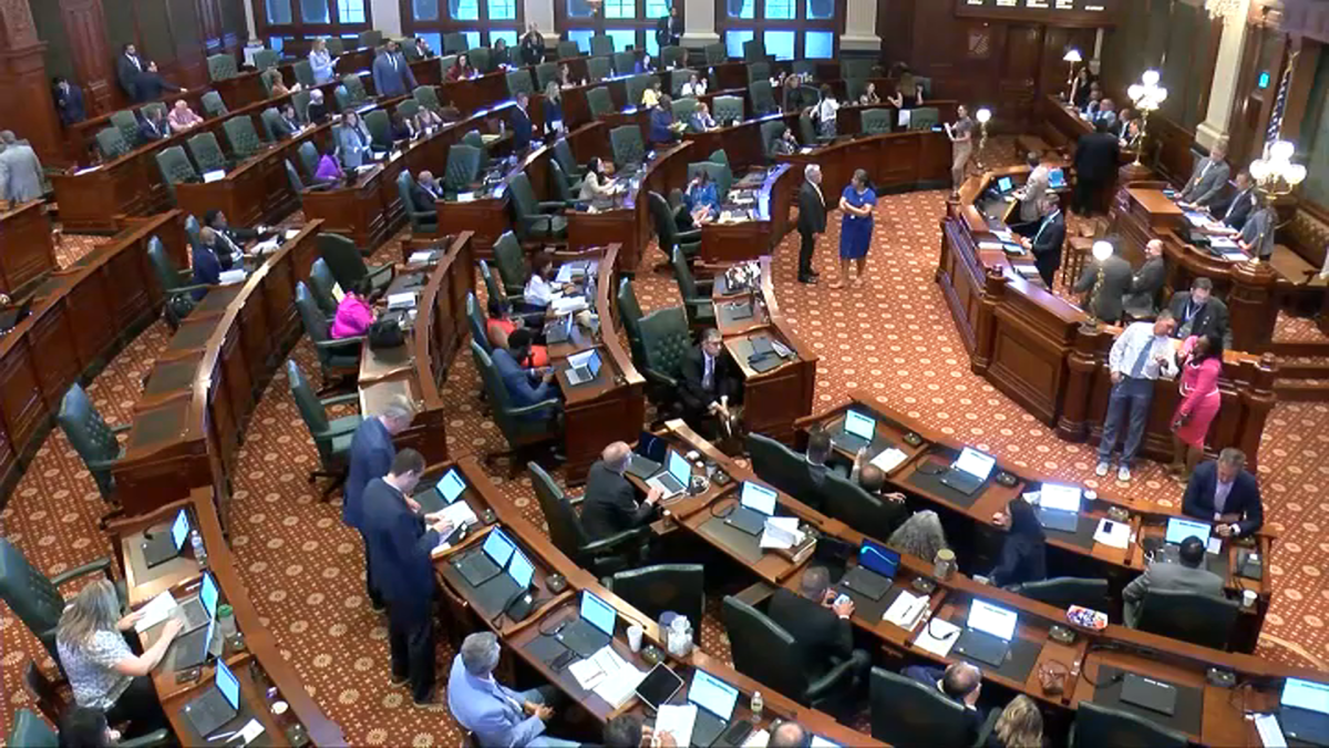Illinois House passes $53.1B with tax changes, migrant funding and more