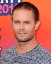 Garret Dillahunt