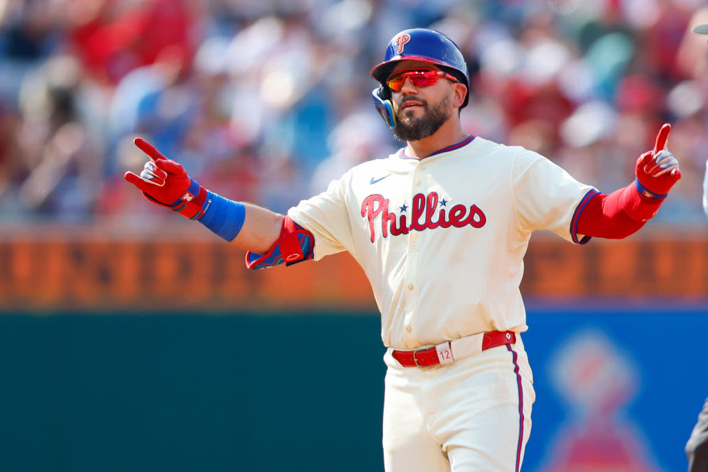 Schwarber on track to return to Phillies' lineup Tuesday, Harper close behind