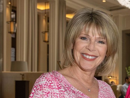 Ruth Langsford lets hair down on night out after Eamonn's new pal makes confession