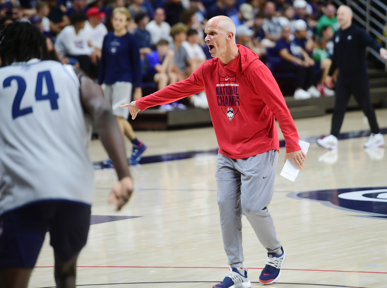 Dan Hurley opens about the Los Angeles Lakers job, his mental health and nearly quitting UConn