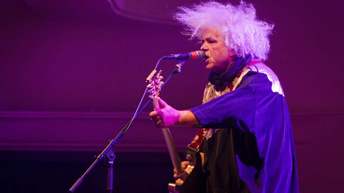 Buzz Osborne thinks Jimi Hendrix is one of the best guitarists of all time – but says his technique was “wrong”