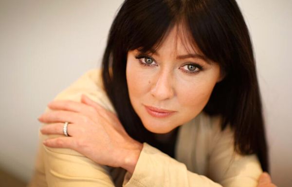 Shannen Doherty, 'Beverly Hills, 90210' bad girl who battled cancer for years, dies at 53