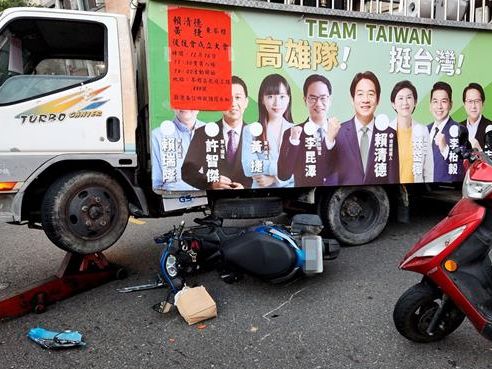 賴清德競選宣傳車違規釀車禍 2男骨折現身批：撞後不理 - 政治