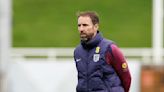 Soccer-England boss Southgate dismisses disrespectful Man Utd links