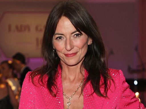 Davina McCall calls out woman taking ‘weird’ photos of her on train