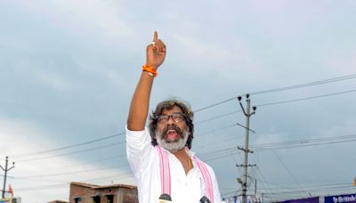 Hemant Soren, out on bail in money laundering case, takes oath as Jharkhand CM