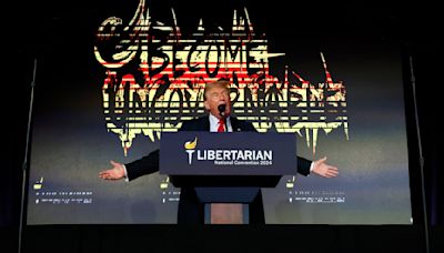 ‘Swamp Creature!’: Trump Gets Shouted Down as He Begs for Libertarian Nomination