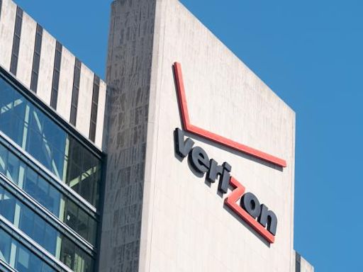 Verizon (VZ) Looks to Offer Uninterrupted Service Amid Outage